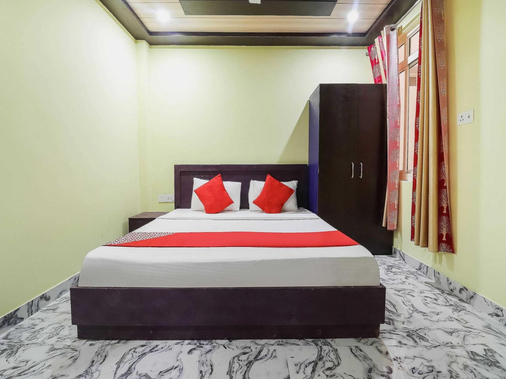 Hotel O A-Square Homes Near Lulu Mall Bijnaur 外观 照片